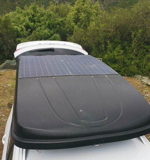 Tente de toit sur véhicule aménagé